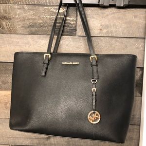 Black Michael Kors Tote